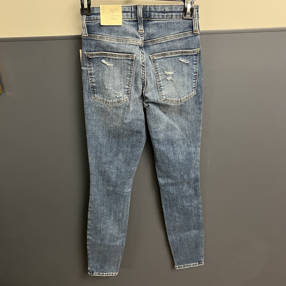 Universal Thread Women's Size 0 R High Rise Skinny Supper Stretch Pant Jeans NWT - Picture 4 of 8